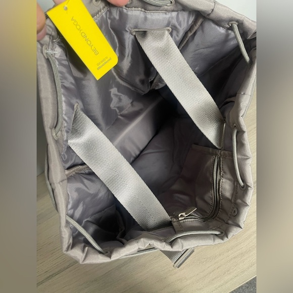 Beyond Yoga | Taupe Convertible Bag Backpack Athleisure Yoga Gym Practical - Picture 8 of 13